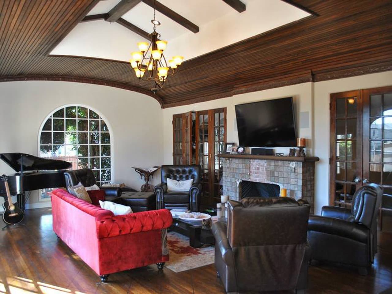 Past Auld Castle real estate sale